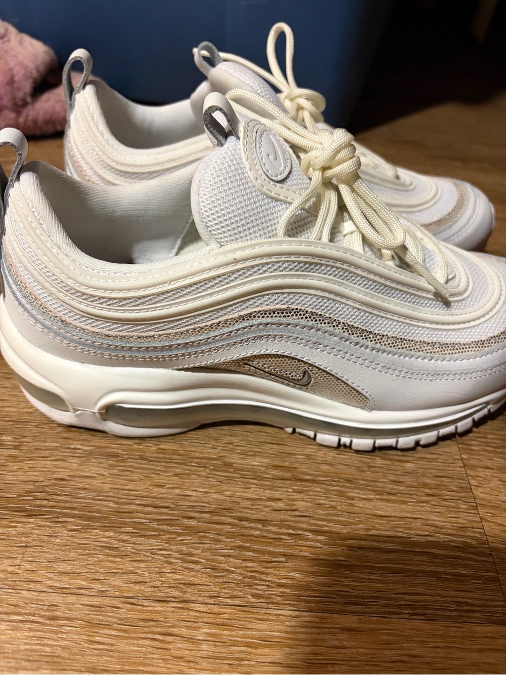 Nike Women's White and Cream Low-Top Sneakers